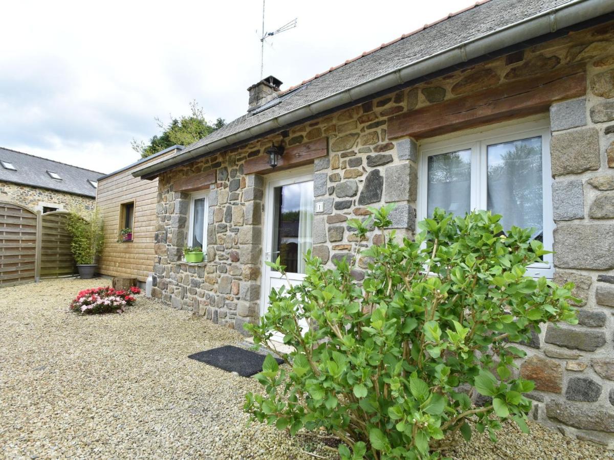 Breton Stone House In Saint Gilles Les Bois Villa Buitenkant foto